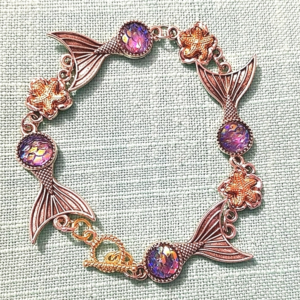 Bracelet mermaid tail starfish toggle clasp New Coastal Resortwear